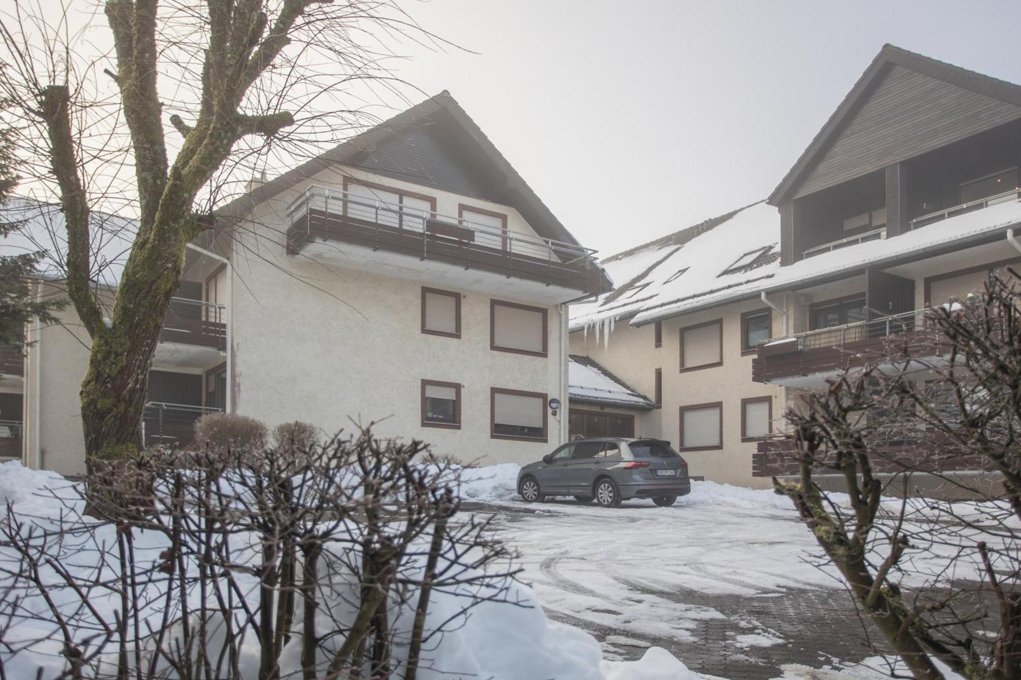- Feldstrasse 48-k |